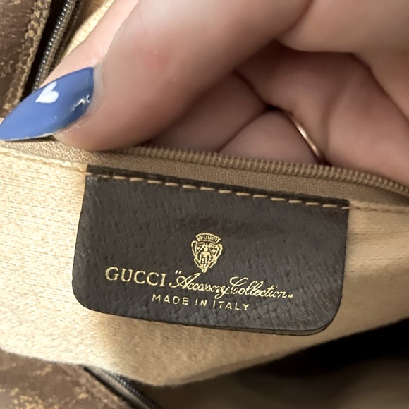 AUTHENTIC GUCCI PURSE - Picture 3 of 3